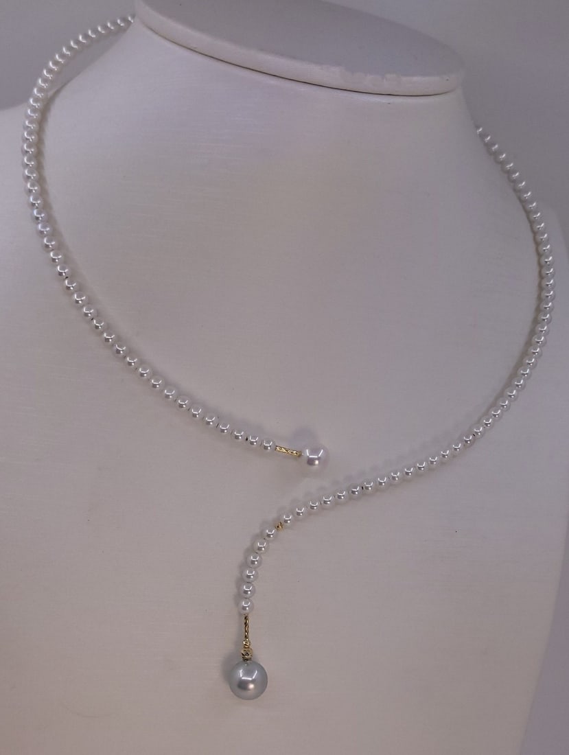 Necklace - 18 krt Yellow gold 7x9 mm Akoya pearls - 3,5 mm freshwater pearls - 5