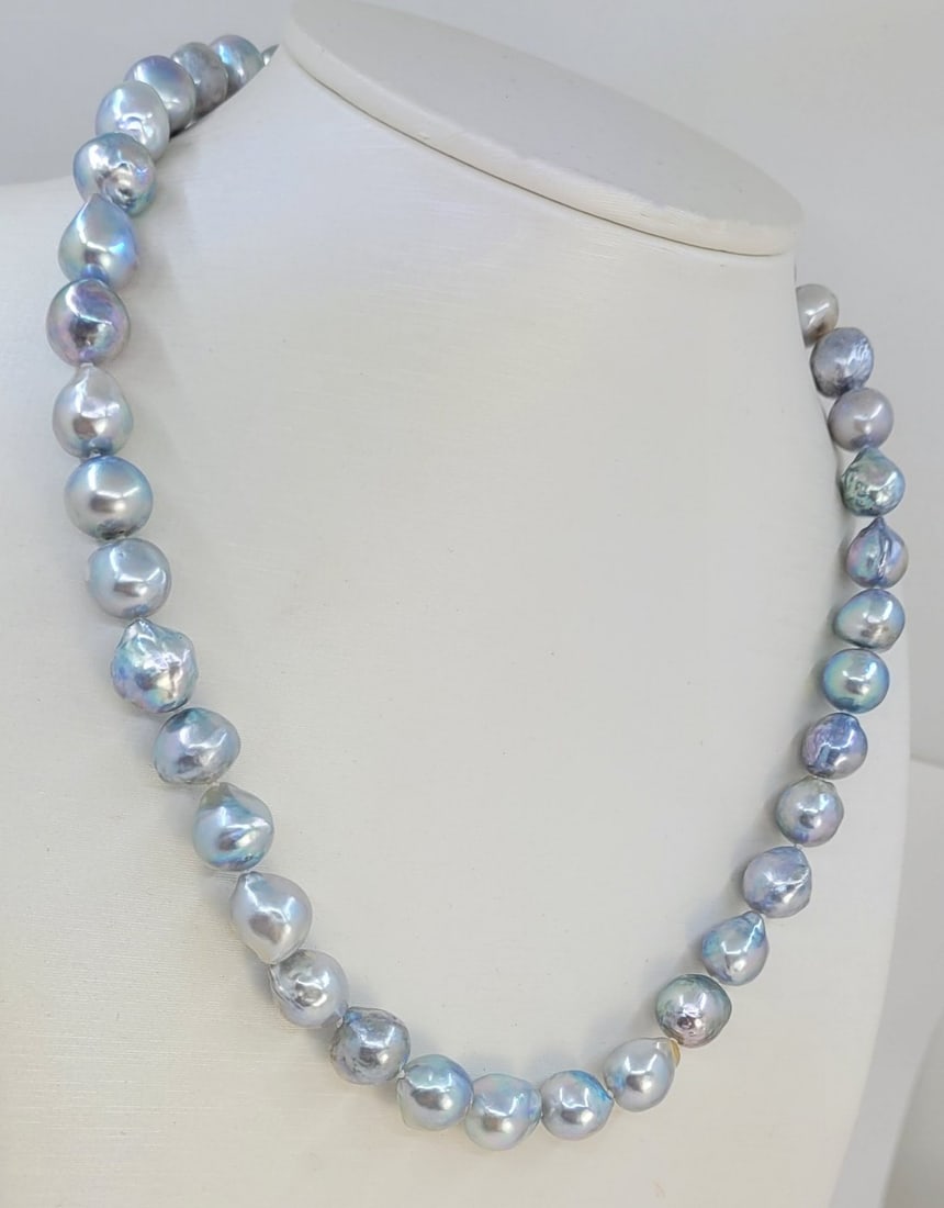 Necklace 10x11mm Silvery Akoya Pearls - 4