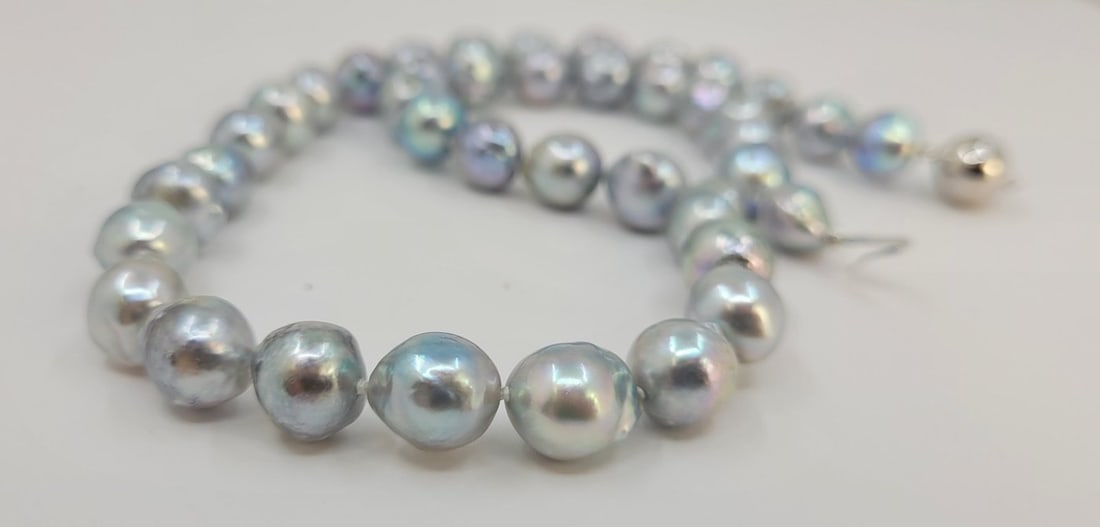 Necklace 10x11mm Silvery Akoya Pearls - 6