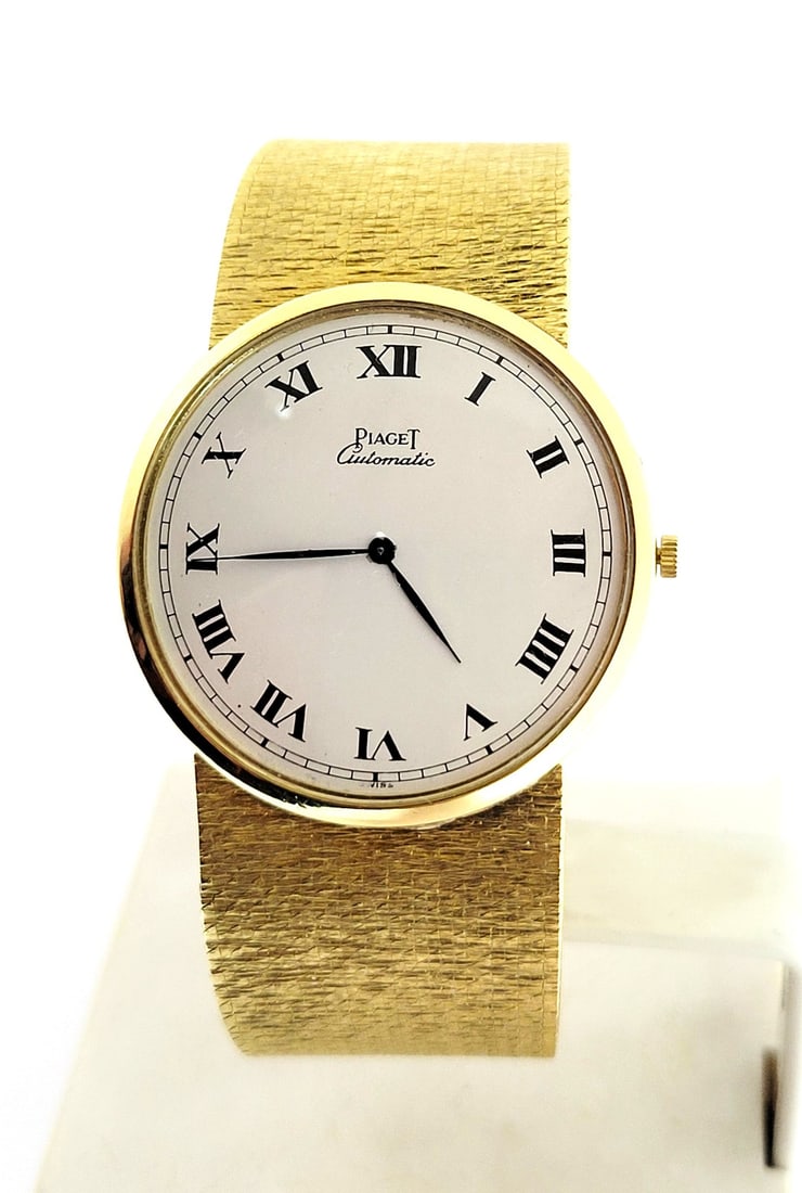 Mens Solid 18k Yellow Gold PIAGET Automatic Watch Ref 12212 Cal 12PI* EXLNT: Mens Solid 18k Yellow Gold PIAGET Automatic Watch Ref 12212 Cal 12PI* EXLNT ? ? This Mens PAIGET watch is Swiss made. Great present for yourself or someone you love as well as for collectors or enthus