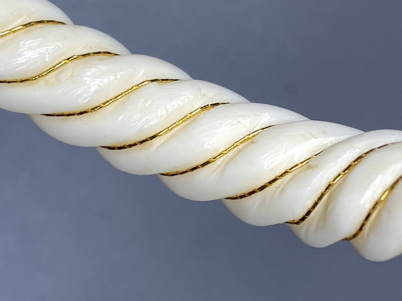 Vintage 14ct Gold Carved Bone Rope Bangle Twisted Spiral Bangle - 2