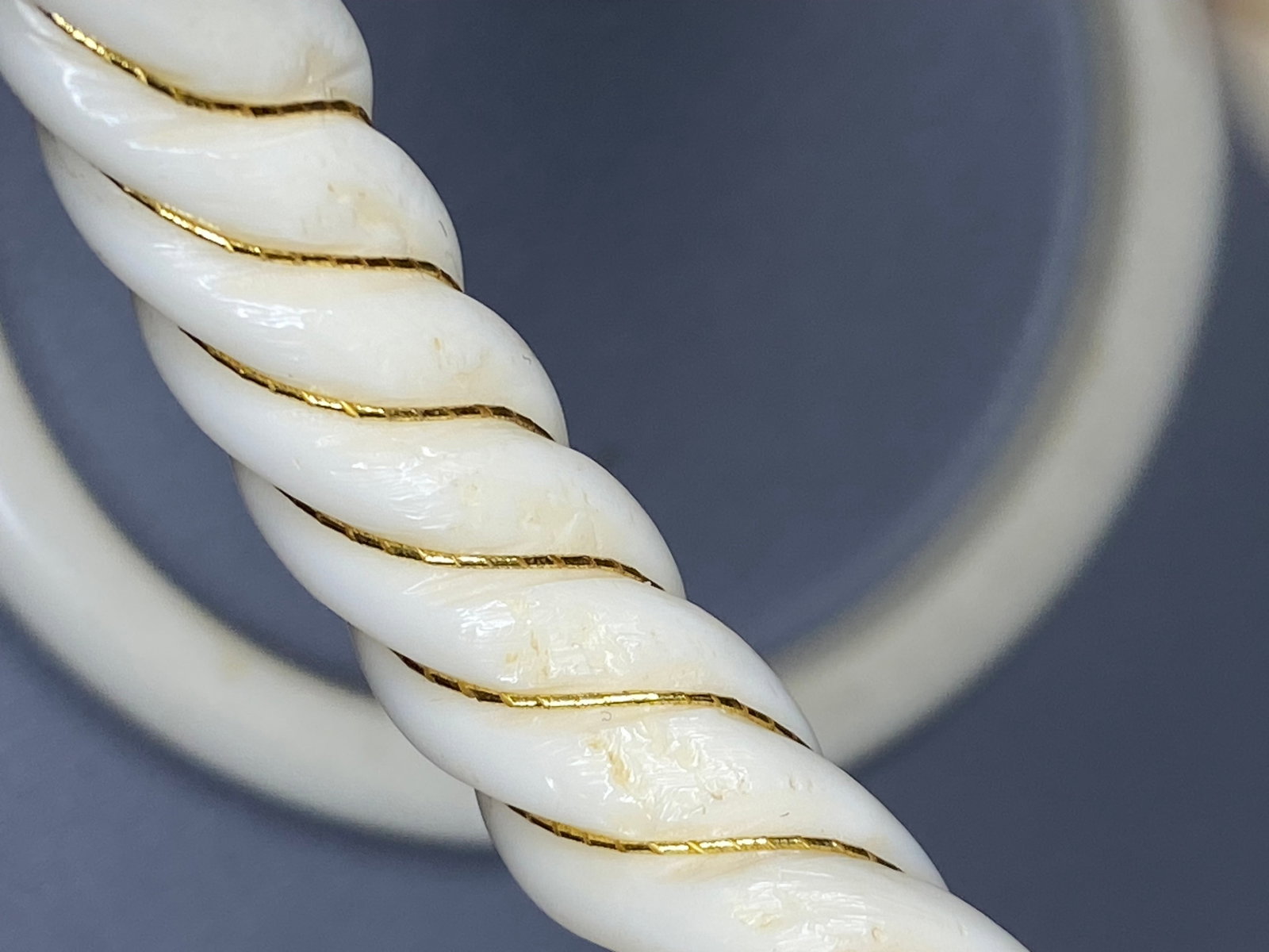 Vintage 14ct Gold Carved Bone Rope Bangle Twisted Spiral Bangle - 4