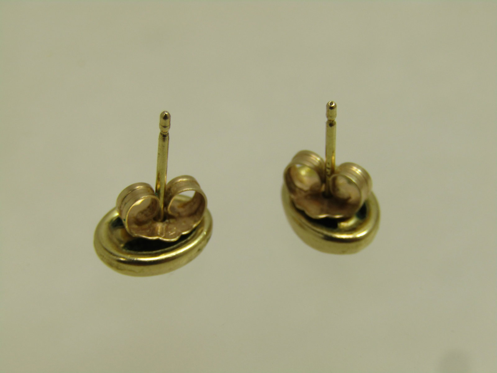 Vintage 14kt Black Mother-of-Pearl Stud Earrnigs, 1960's - 6