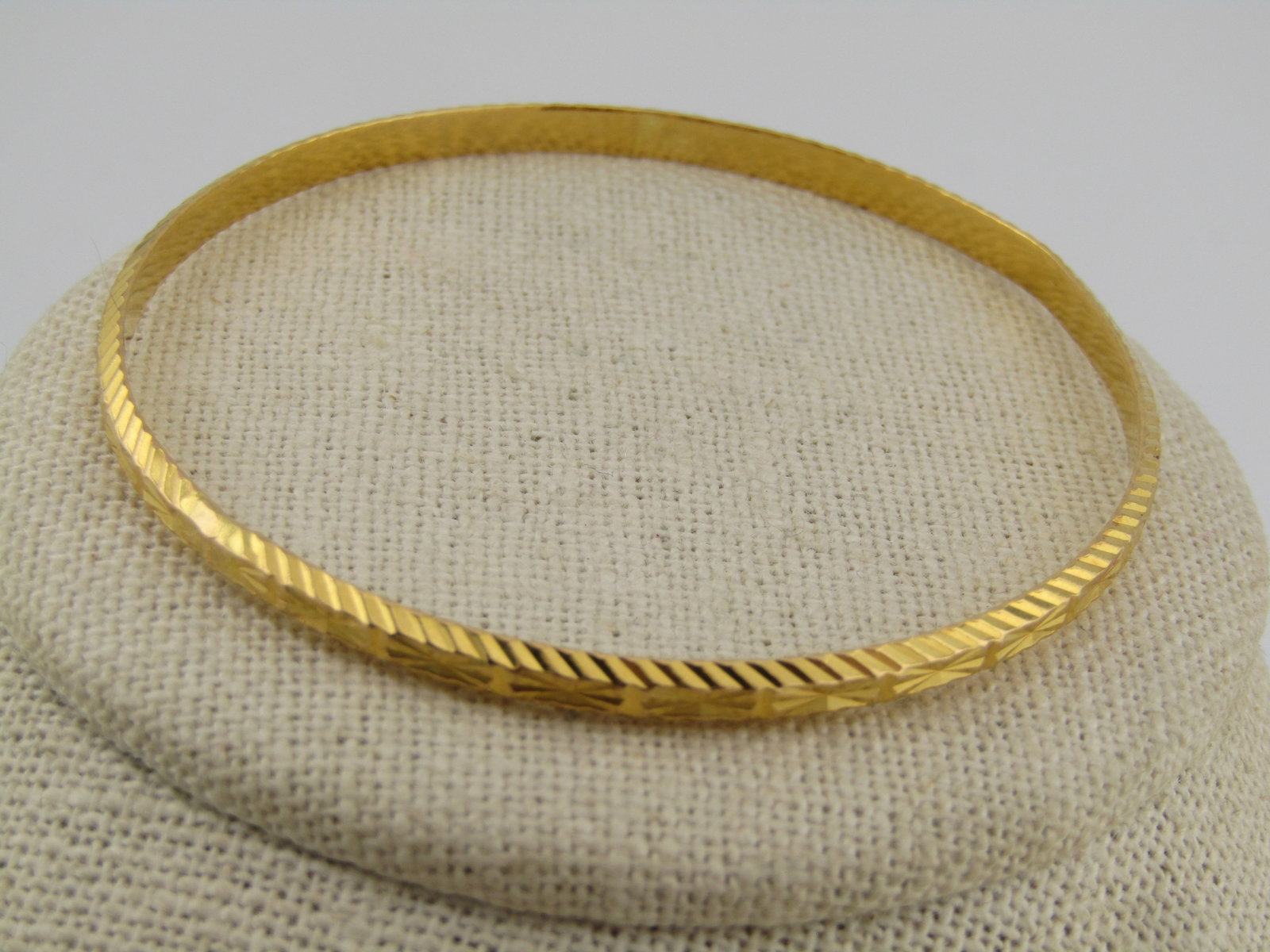 22kt Solid Yellow Gold Bangle Bracelet 7.25", 14.20 Gramsm 1980's-2000 - 6