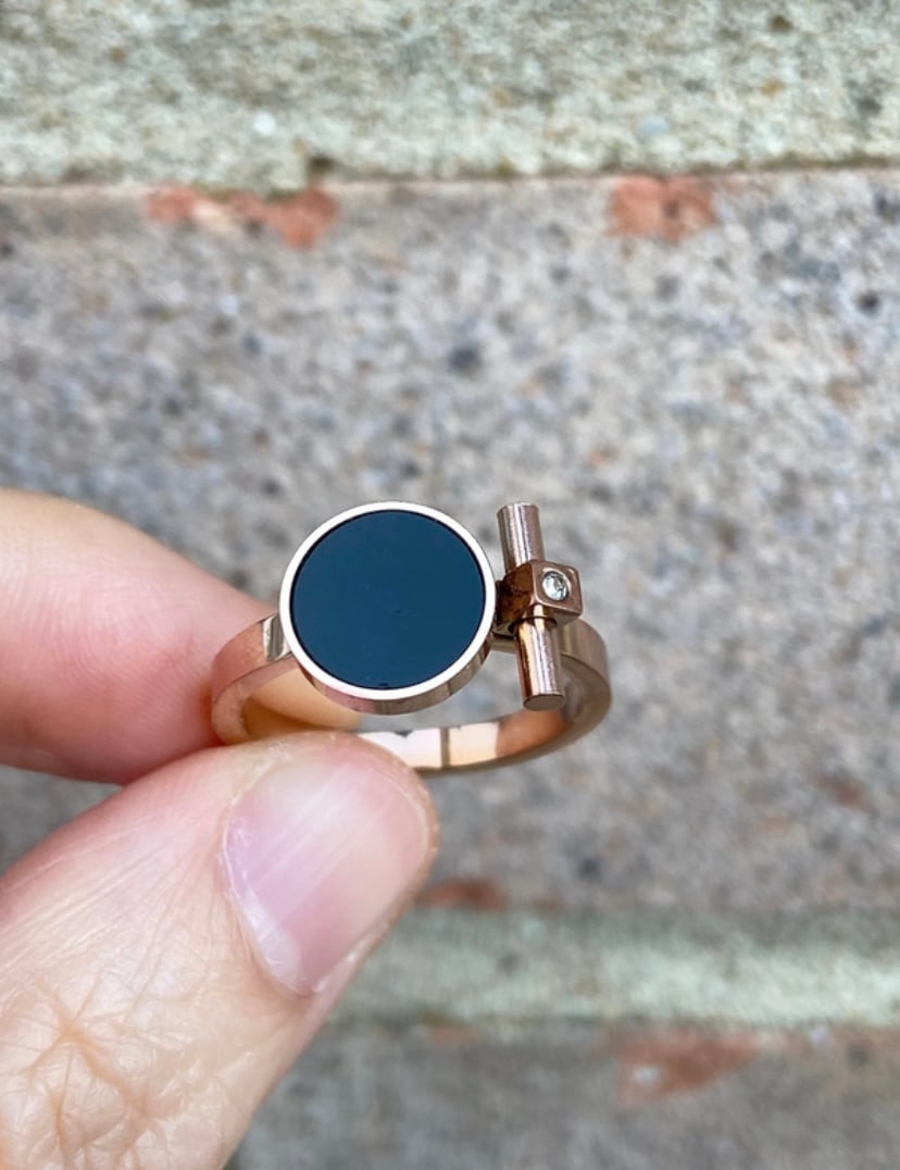Rose gold plated cross onxy statement ring - 5