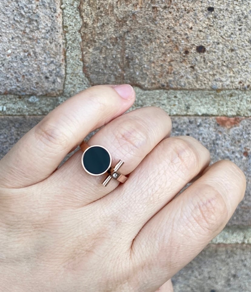 Rose gold plated cross onxy statement ring - 6