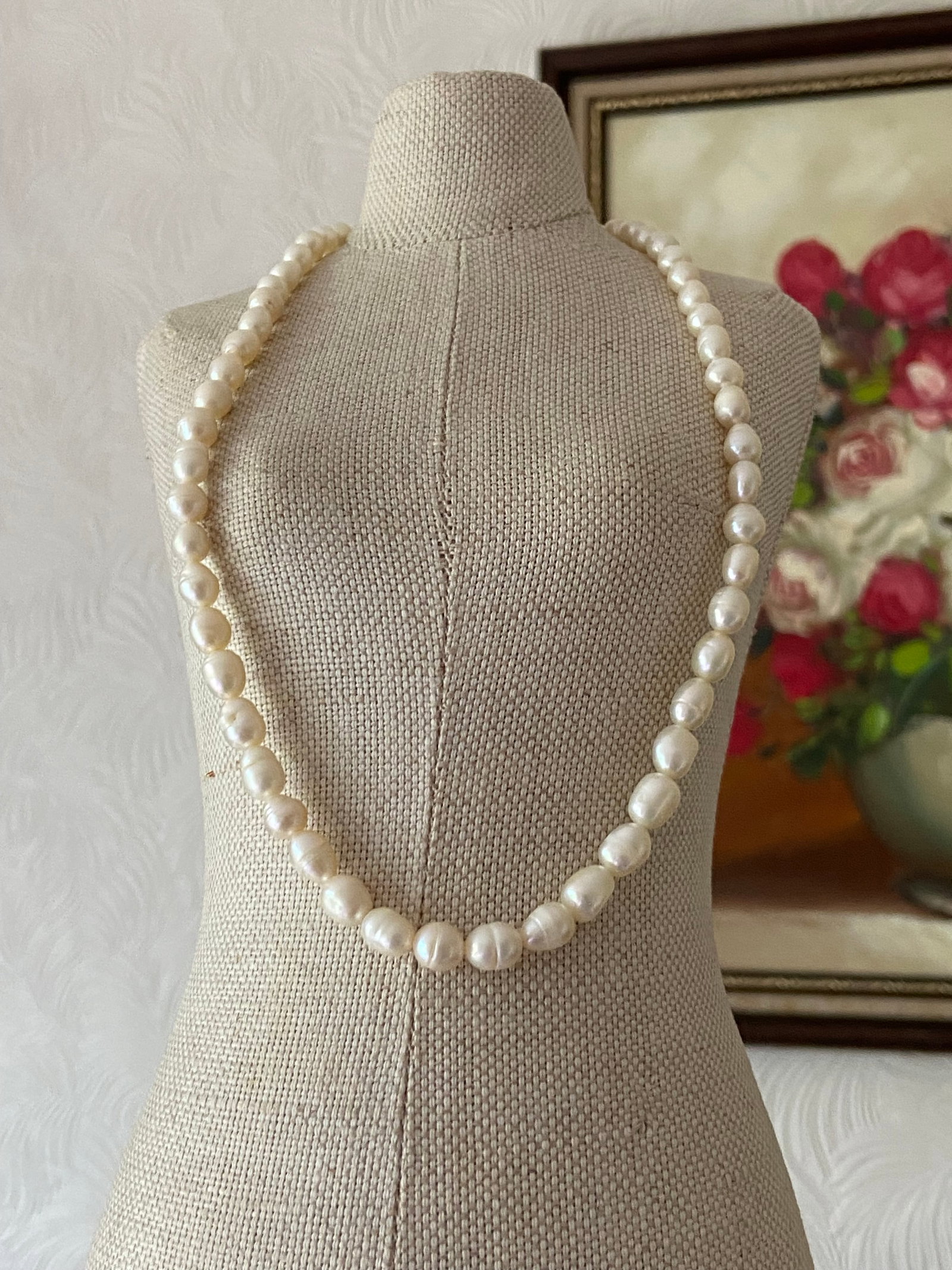 Vintage Graduated Freshwater Pearl Necklace - 2
