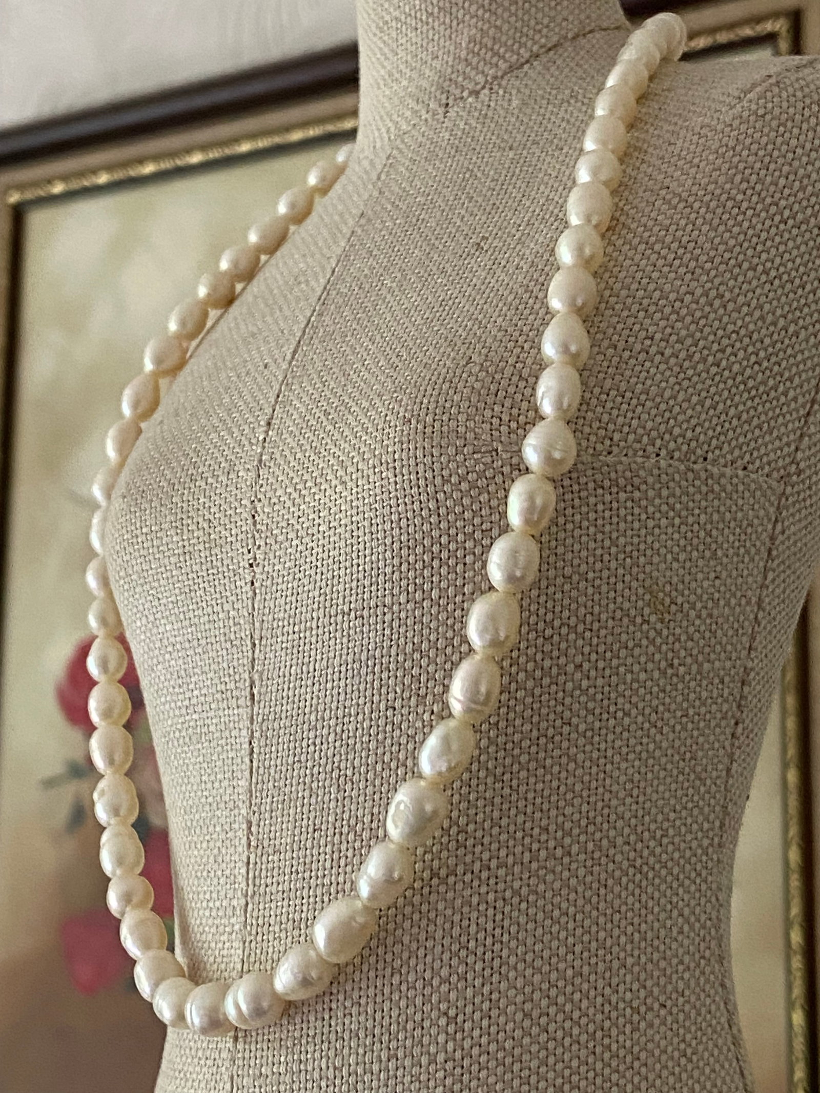 Vintage Graduated Freshwater Pearl Necklace - 4