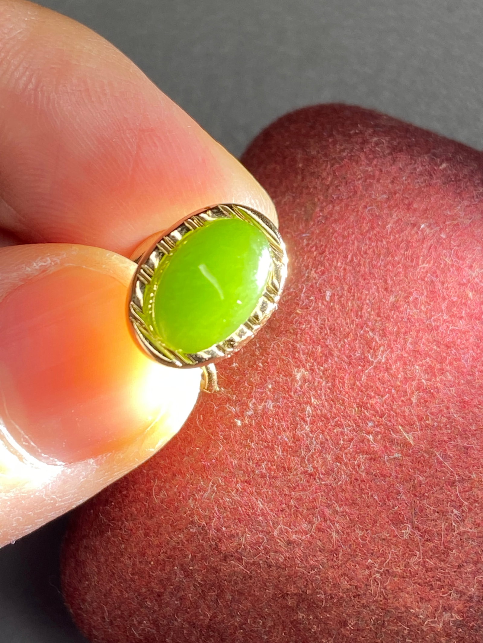 1930s Real Spinach Green Jade Tie Pin with 24K Gold Plating, Original Box - 6