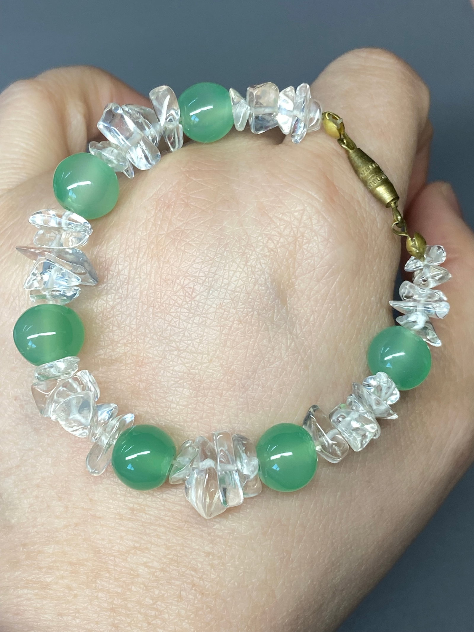 Vintage Green Chalcedony and Rock Crystal Bead Bracelet - 8