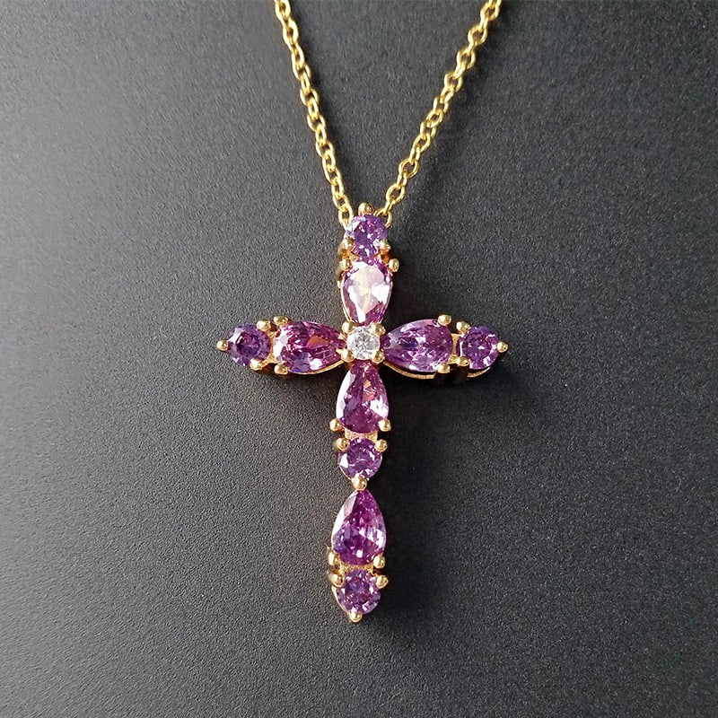 18K Gold Plated Amethyst Cross Pendant Necklace Moissanite Center: Title:18K Gold Plated Amethyst Cross Pendant Necklace Moissanite Center Description:A finely crafted cross pendant necklace featuring ten faceted amethyst gemstones-five teardrop-cut and five round-cu