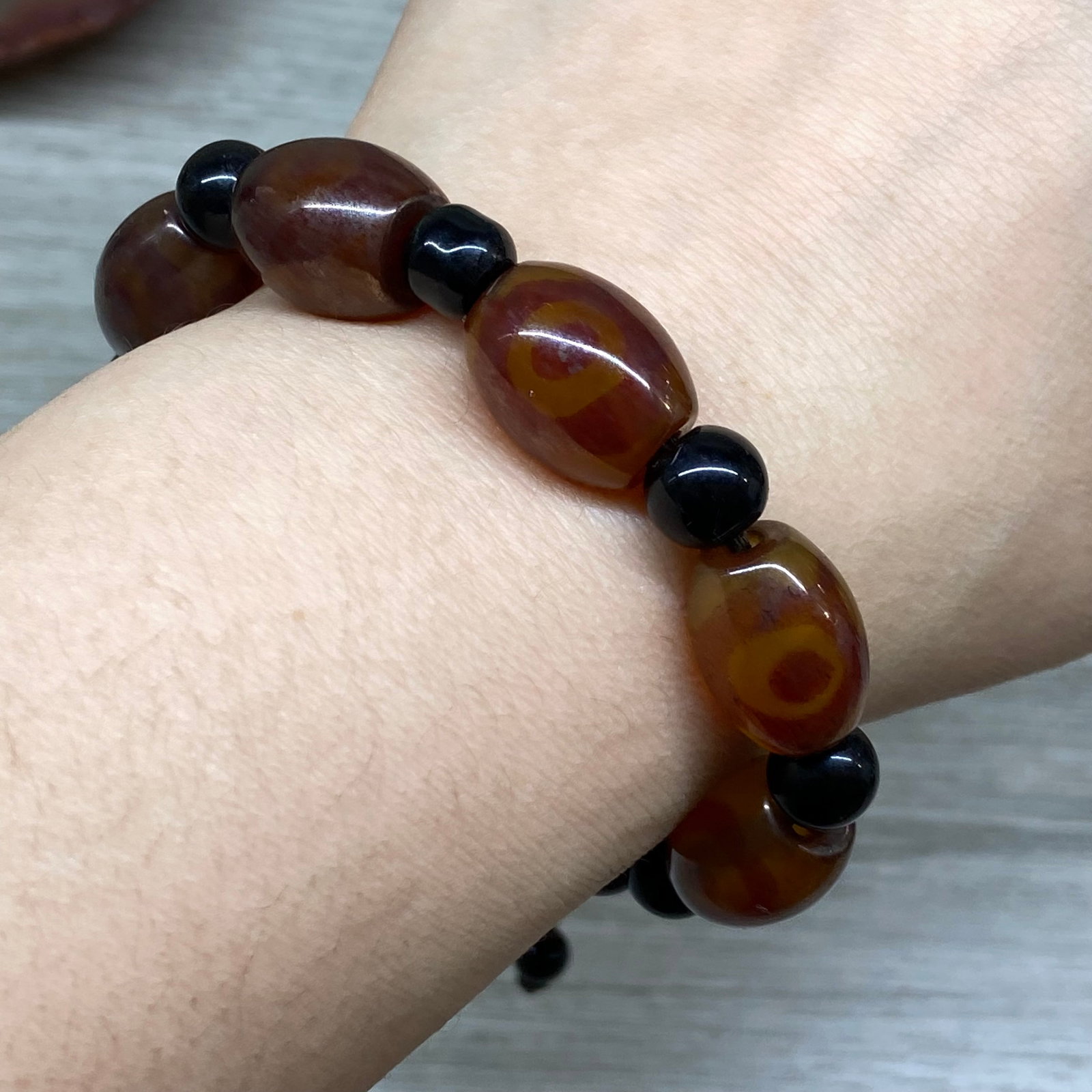 Peking Glass Agate-Inspired Dzi Bead Bracelet with Adjustable Cord - 2