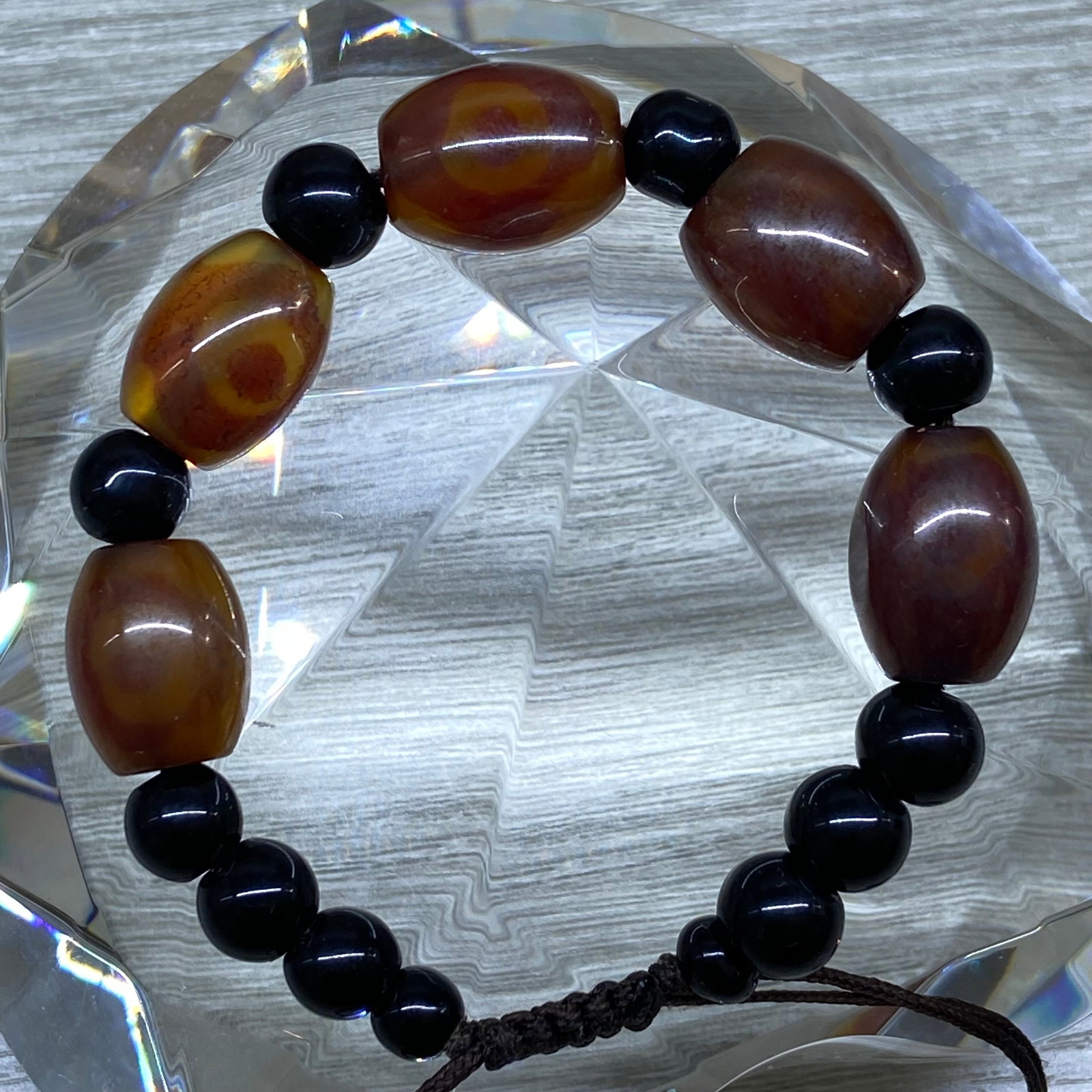 Peking Glass Agate-Inspired Dzi Bead Bracelet with Adjustable Cord - 4