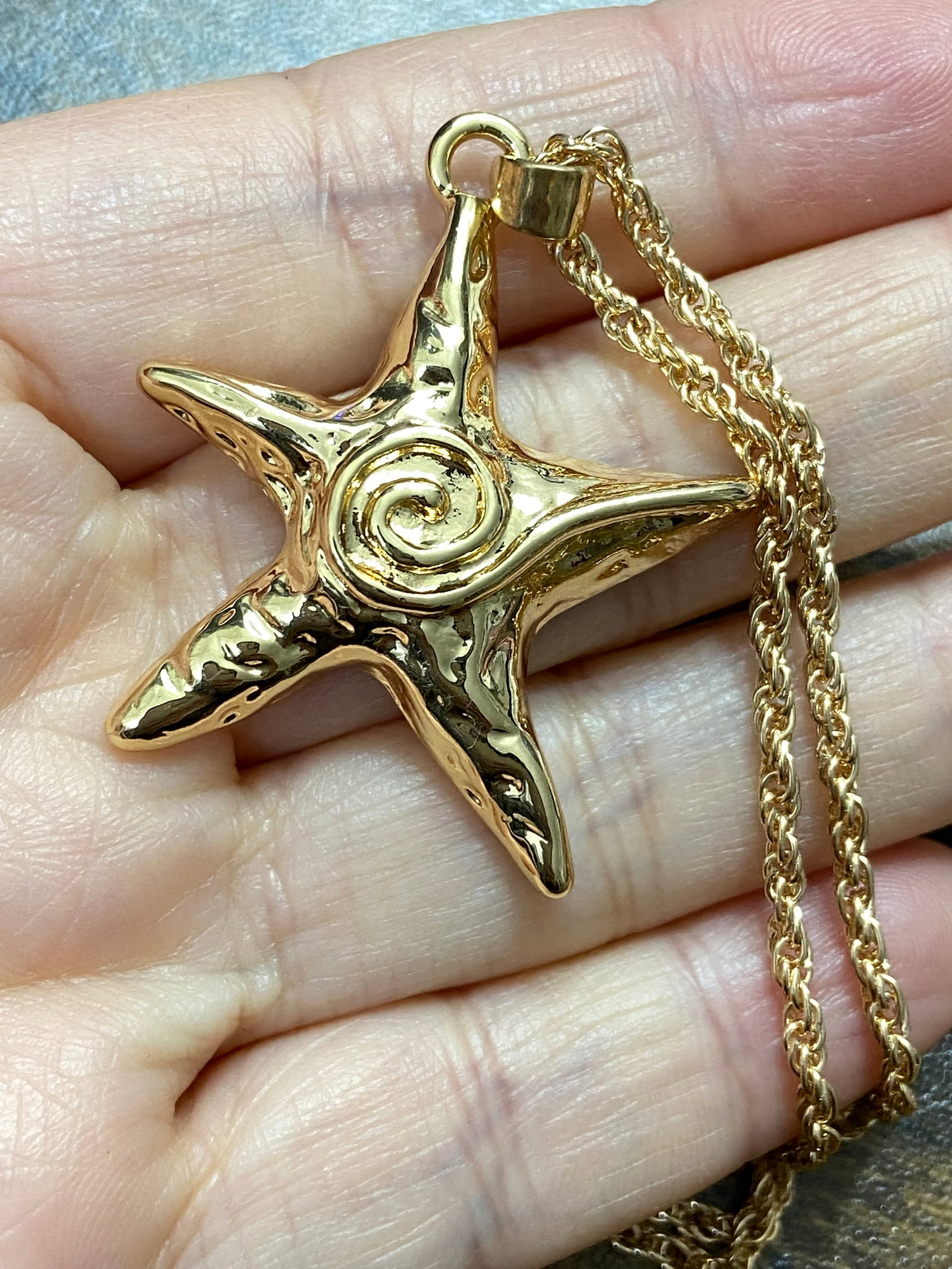 Gold-Plated Starfish Pendant Necklace - 2