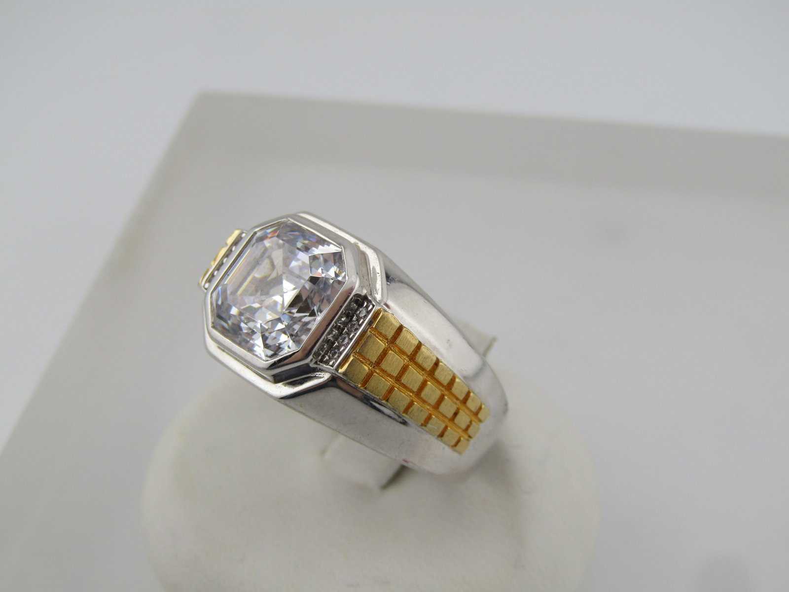 Men's Sterling Clear Stone Ring, Sz. 11.5, Gold Accents, Signed, Modern Age Ring - 3