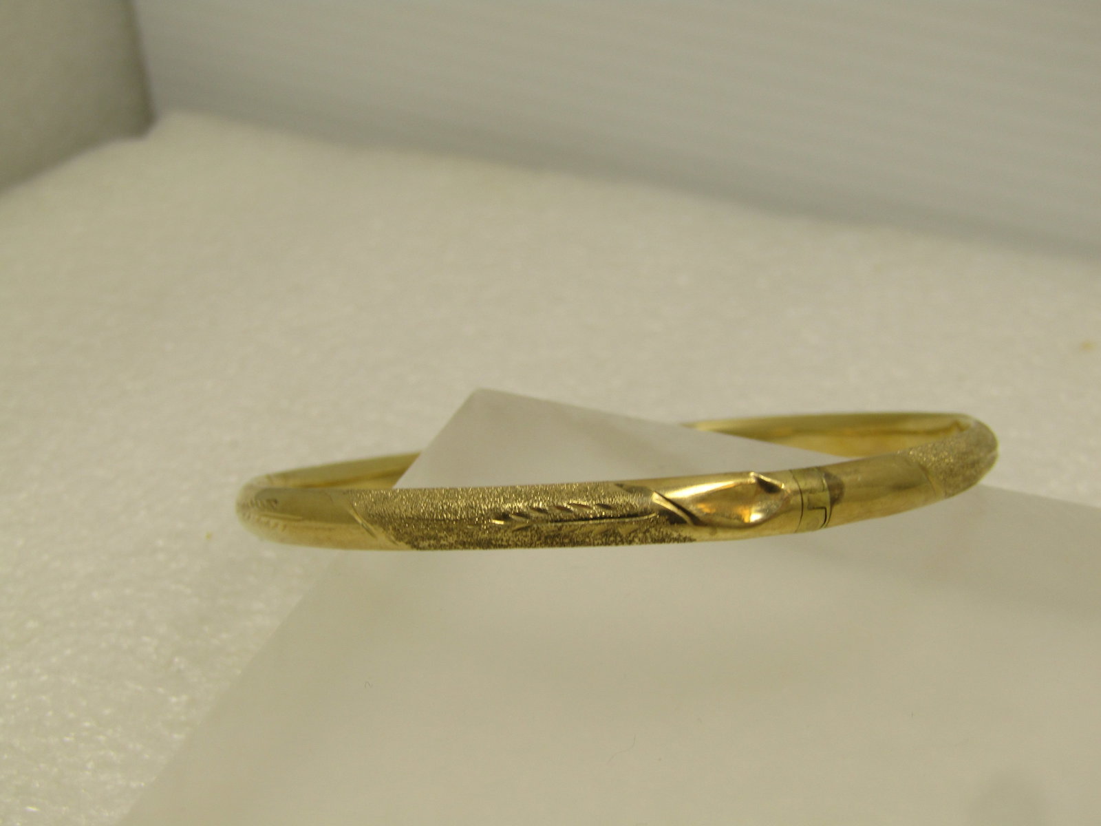 Vintage 10kt Hinged Bangle Bracelet, 7.5" 1940's-1950's - 7