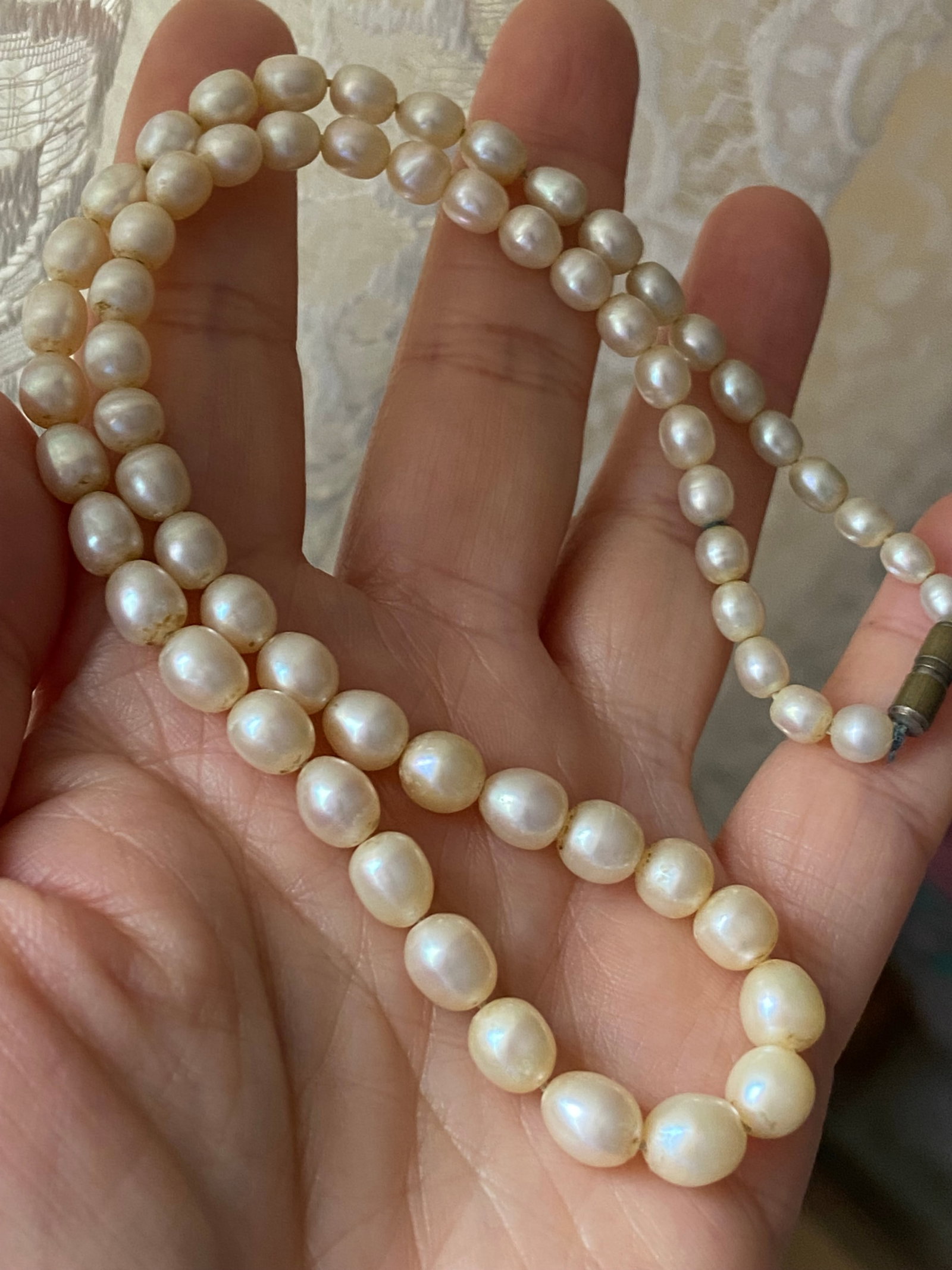 Vintage Graduated Freshwater Pearl Necklace - 2