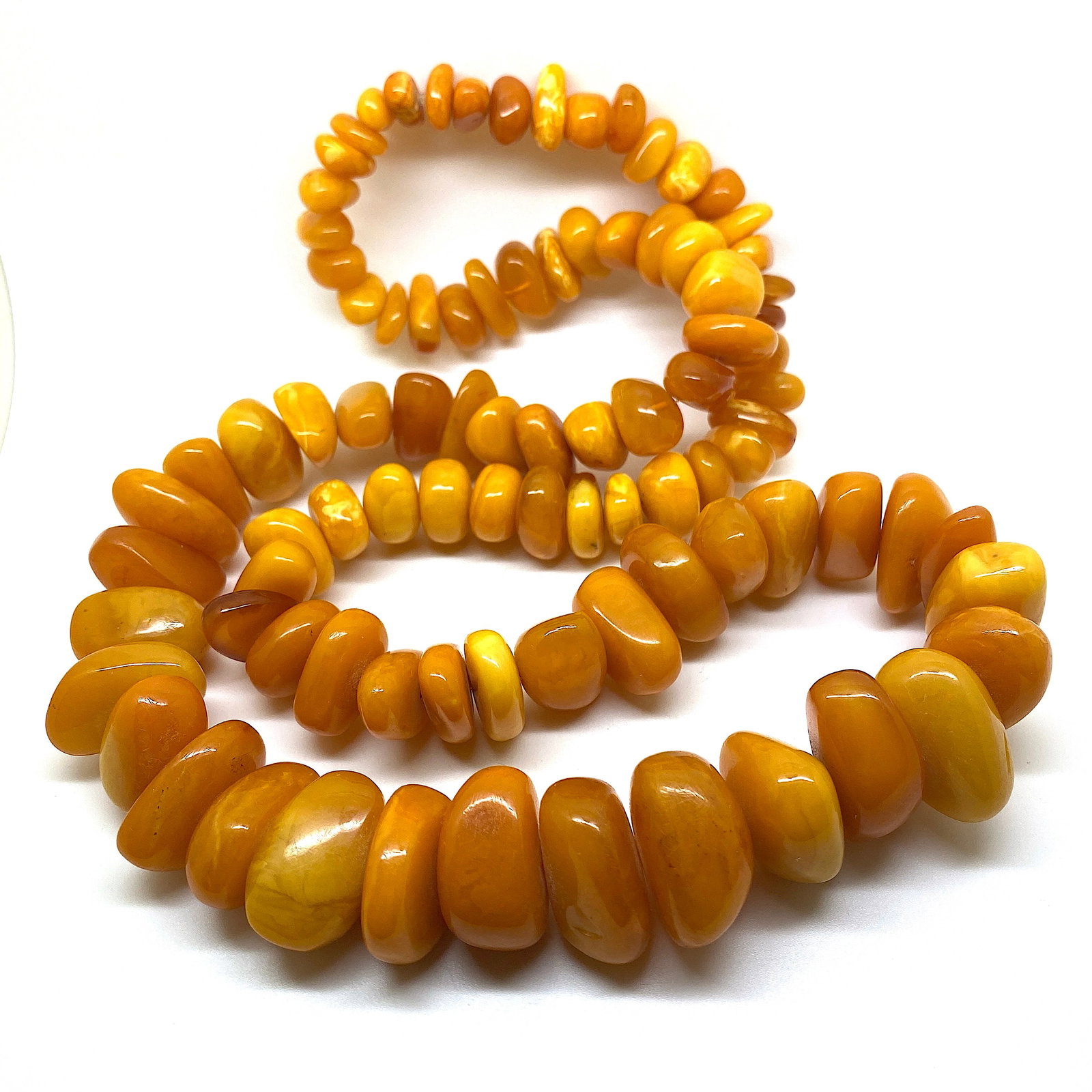 Grand Unique Vintage Amber Necklace made from Rough in shape Amber beads - 4