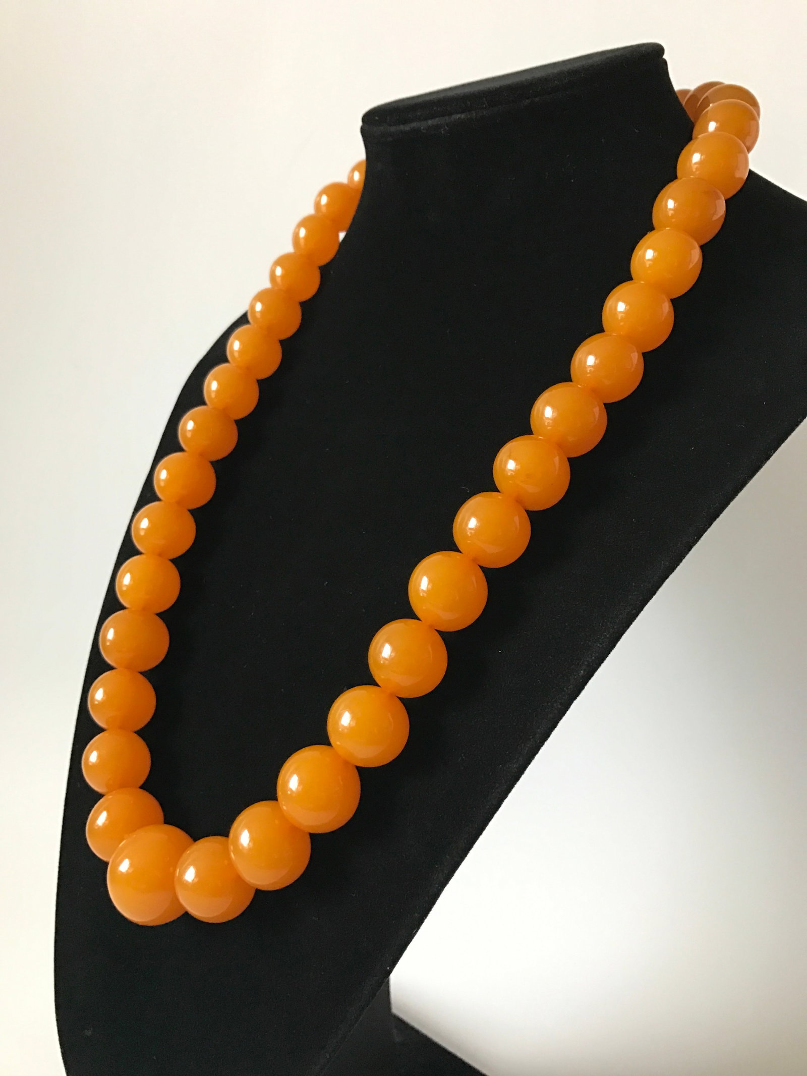 Remarkable Unique Antique Amber Necklace made from Round Amber beads - 10