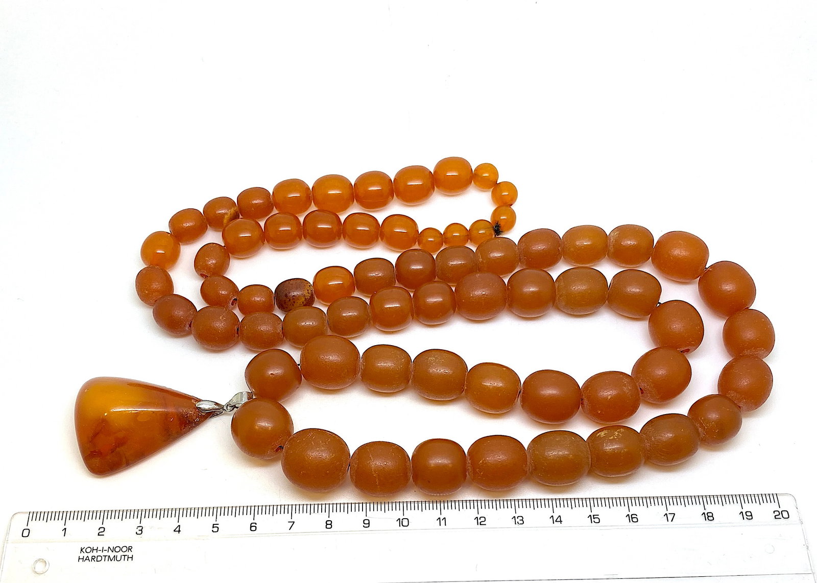 Marvellous Unique Vintage Amber Necklace made from Oval shaped Amber beads - 7