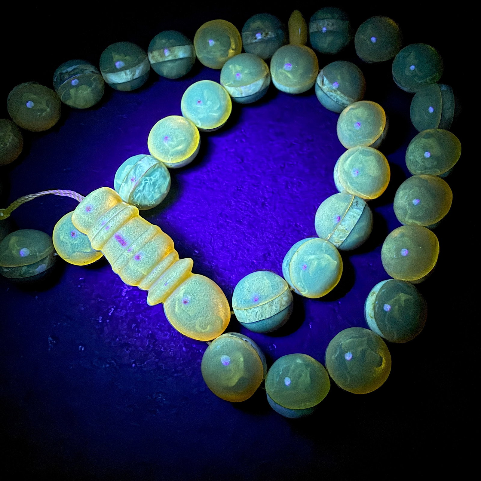 Unique and Fascinating Amber Tesbih made from Round Amber beads - 15