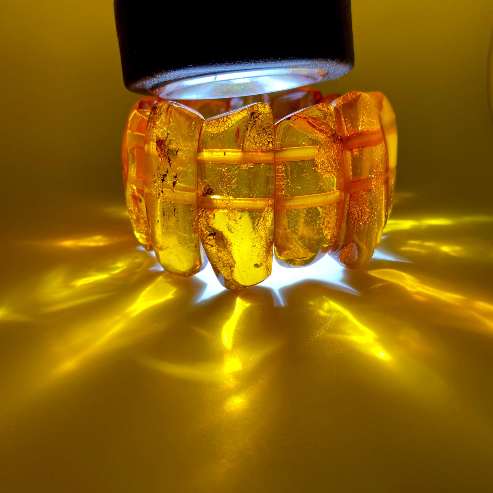 Extraordinary Vintage cut Amber bracalet - 5