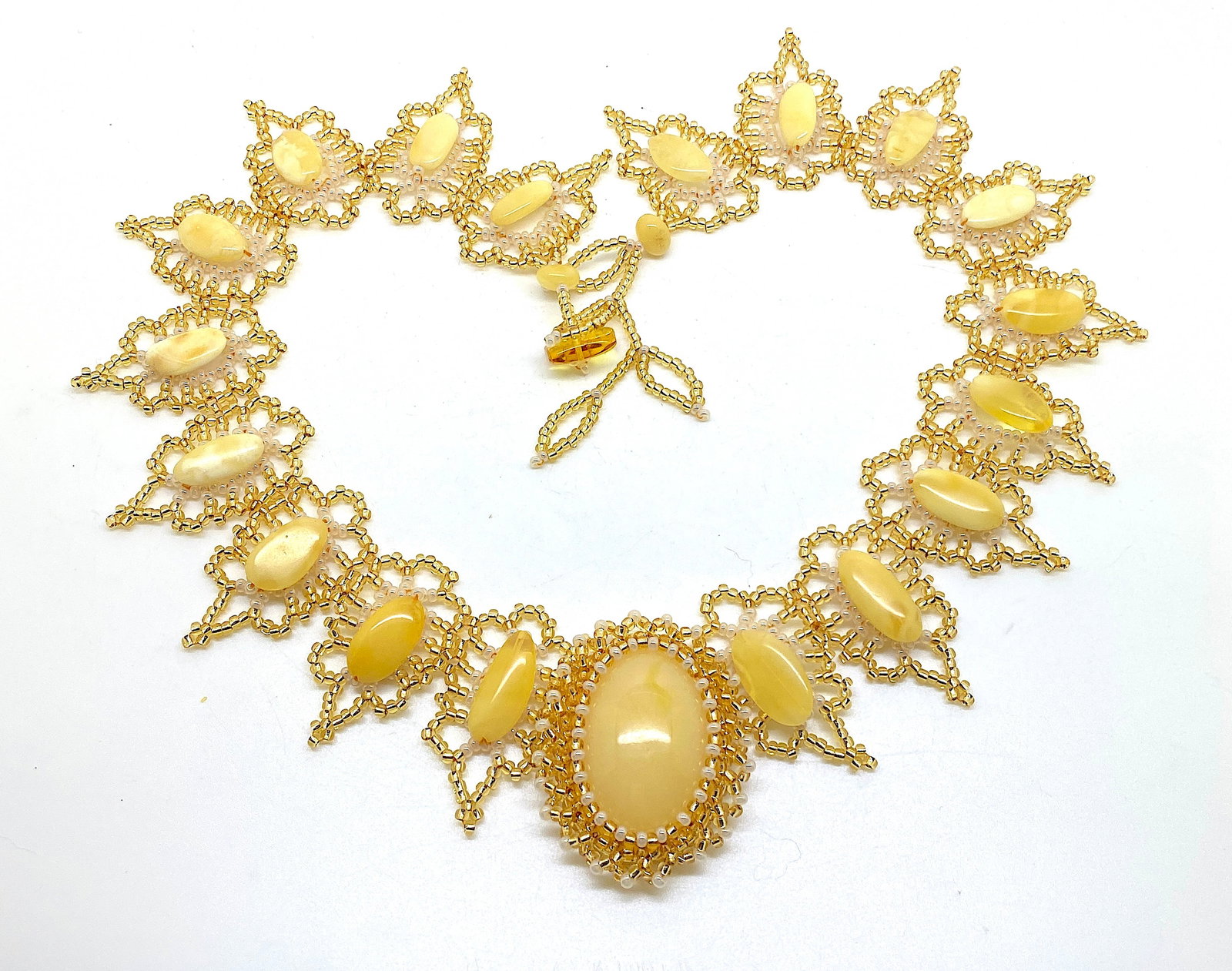 Alluring Amber Floral Necklace made from leaf like bead ornaments - 3