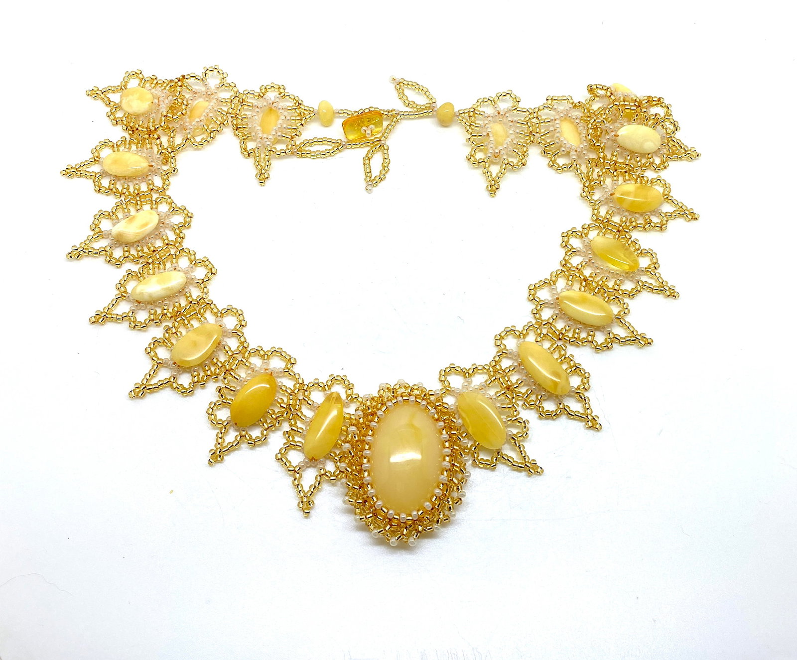 Alluring Amber Floral Necklace made from leaf like bead ornaments - 4