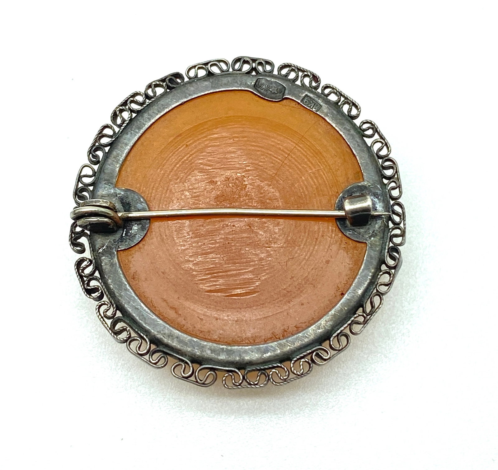 Alluring Vintage Amber Brooch - 3