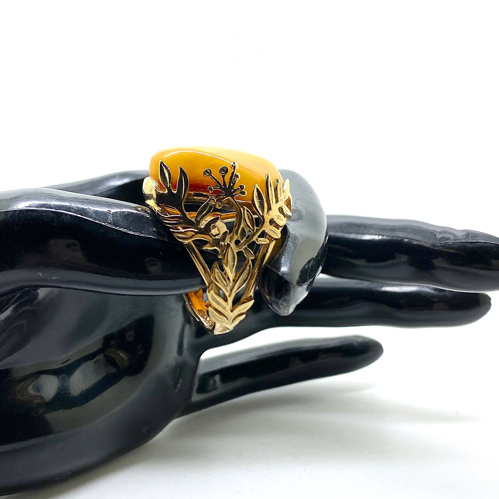 Unique and Amazing Amber Ring with Garnets - 7