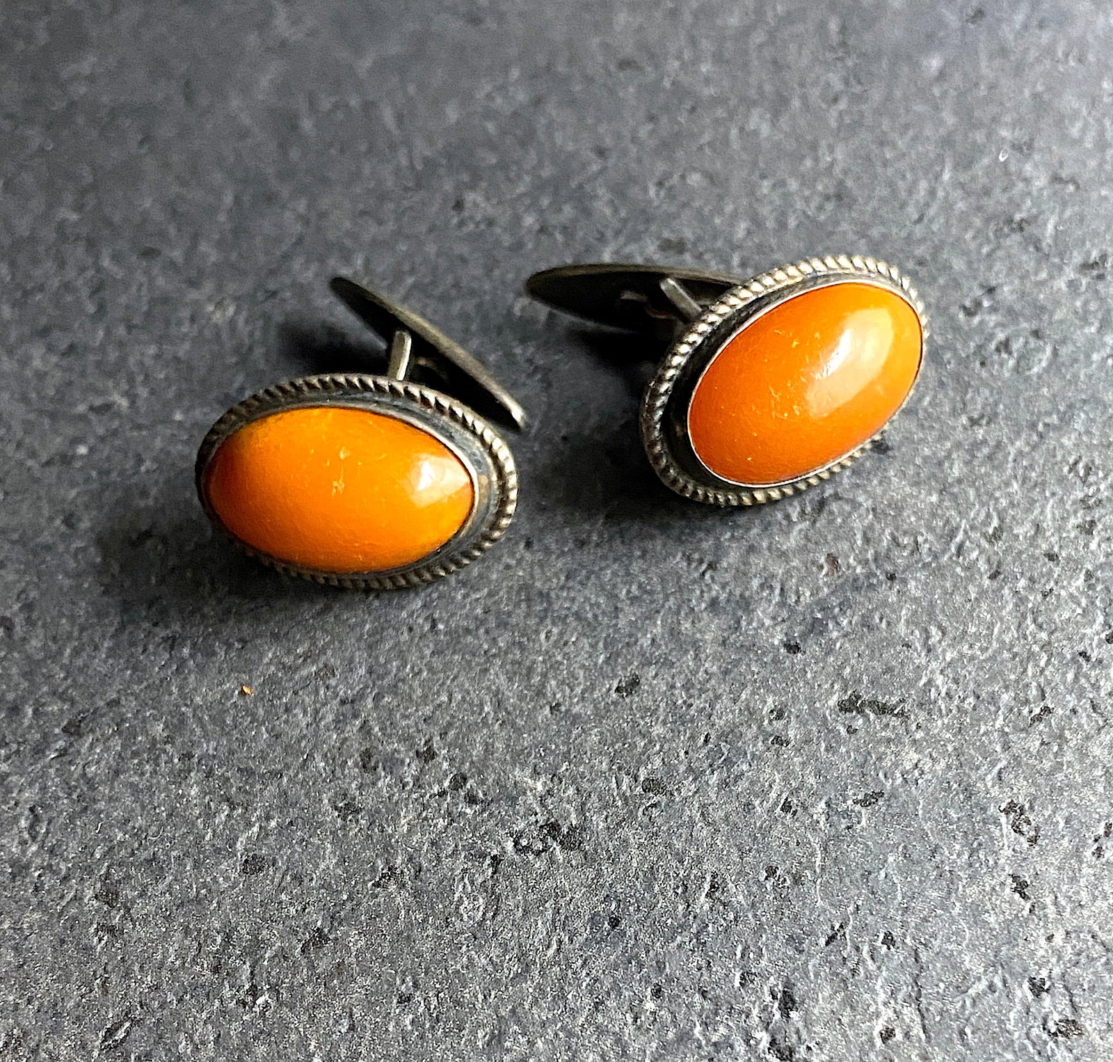 Phenomenal Vintage Amber Cufflinks - 7