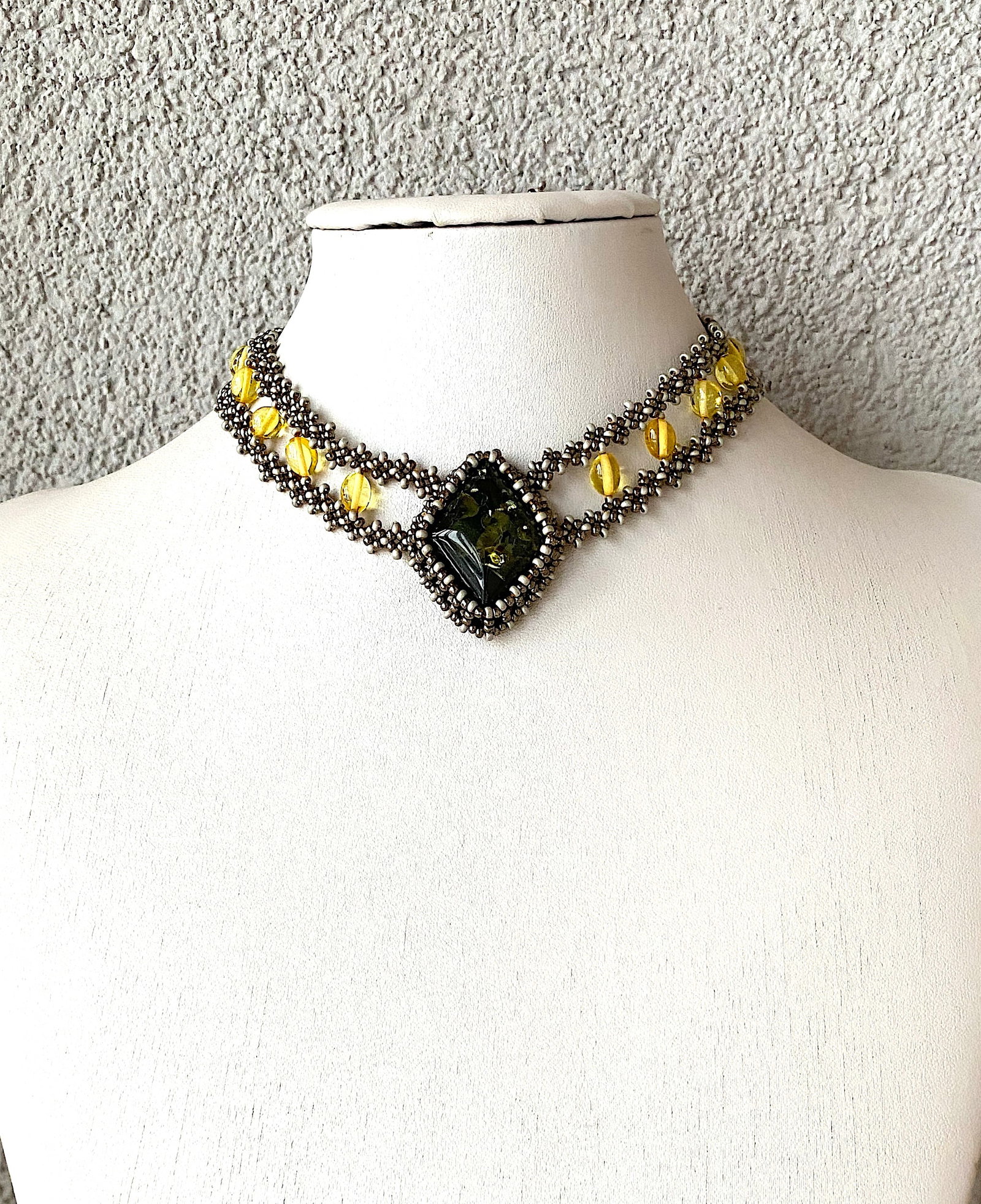 Antique Amber Floral Choker made from leaf like bead ornaments - 2