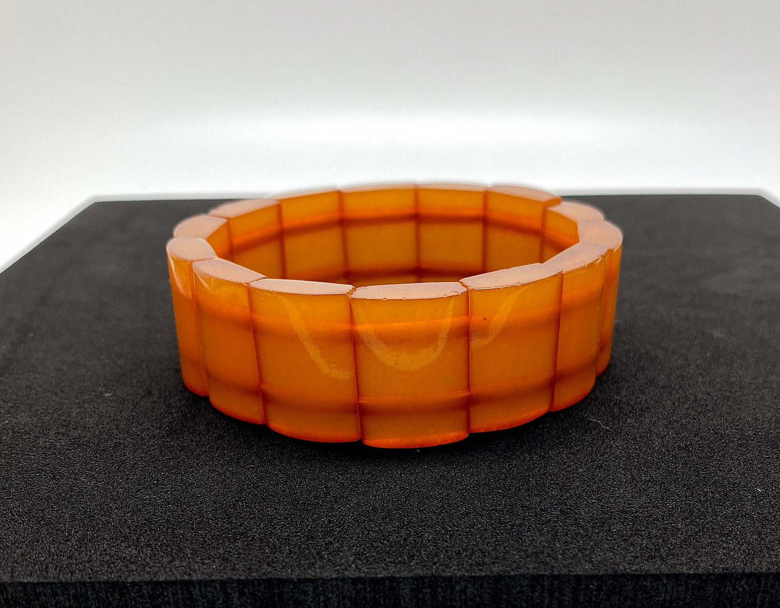 Alluring Vintage Amber Bracelet made from Plate like Amber beads - 7