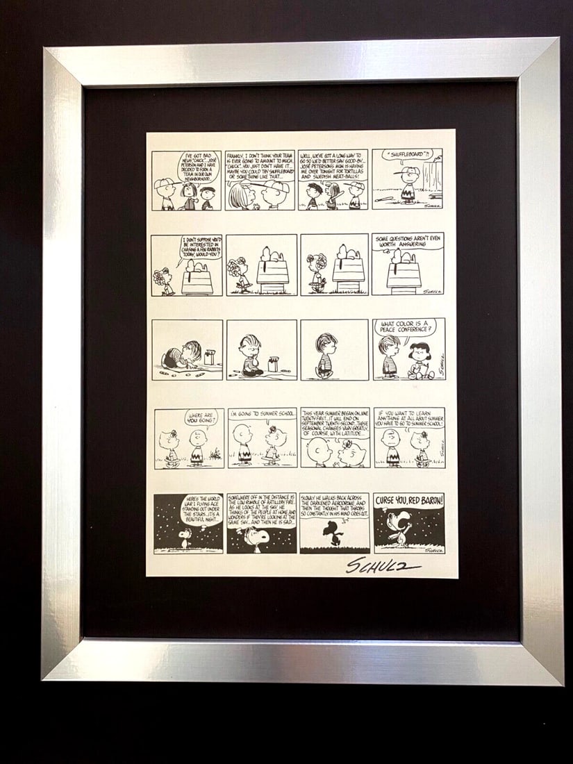 Charles Schulz Snoopy Peanuts 1968 Signed Vintage Print New Frame: WE HAVE FOR SALE TODAY THIS BEAUTIFUL VINTAGE 1968 OFFSET LITHOGRAPH AFTER CHARLES M. SCHULTZ " PEANUTS CARTOON " FACSIMILE SIGNED IN INK ART PRINT IS ABOUT 11.2 X 8.4IN THIS ART PRINT IS MOUNTED ON A