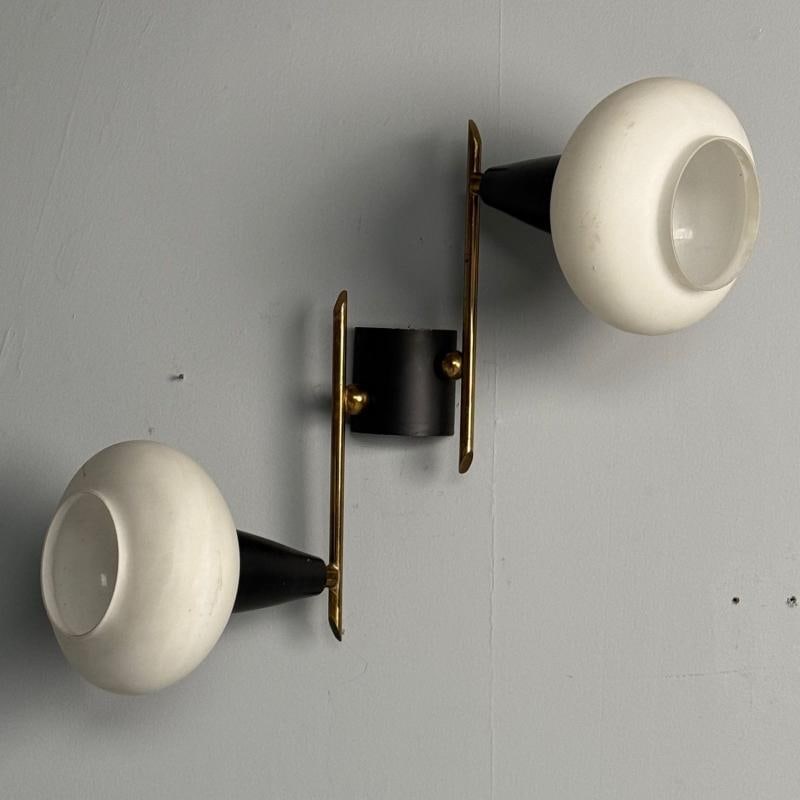 Italian Mid-Century Modern, Adjustable Wall Sconces, Brass, Opaline Glass, 1960s - 5