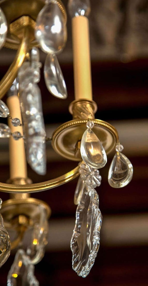 A Finely Cast Bronze and Crystal Eight Arm Chandelier - 9