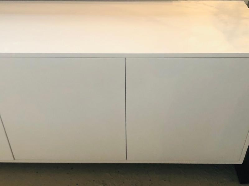 Mid-Century Modernist Long Black and White Lacquered Credenza Sideboard Cabinet - 11