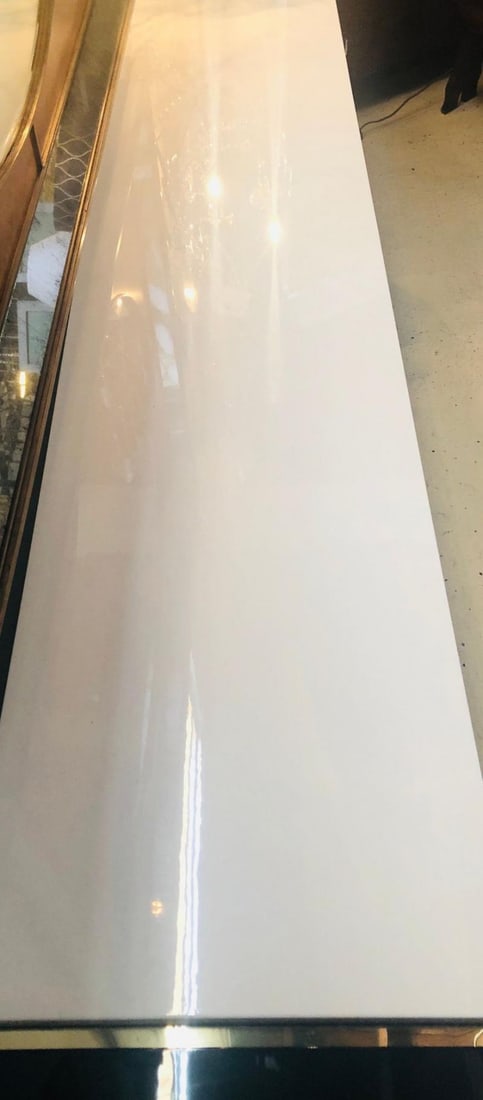 Mid-Century Modernist Long Black and White Lacquered Credenza Sideboard Cabinet - 9