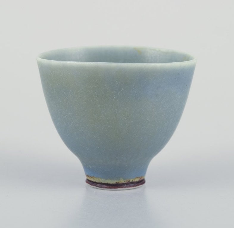 Berndt Friberg for Gustavsberg Studiohand, Sweden. Unique miniature ceramic bowl. Mid 20th century. - 4