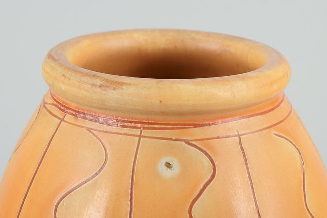 Kahler, Denmark. Ceramic vase in uranium glaze. Circa 1930s. - 5