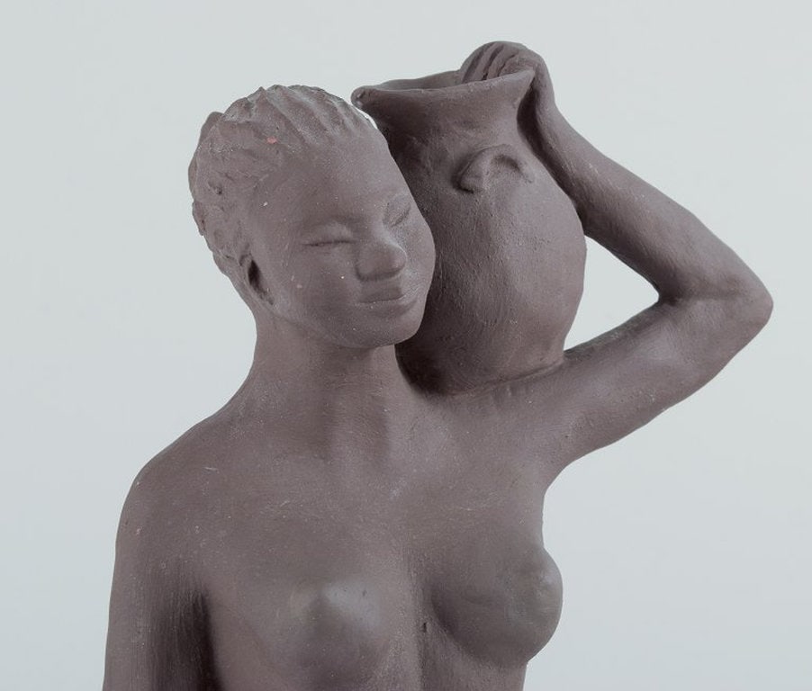 Bengt Wall, Sweden. Tall Bali girl in raw and glazed ceramic. 1950s. - 5