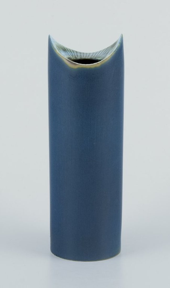Lisa Larson for Gustavsberg, Sweden. Modernist ceramic vase. 1960/70s. (1 of 7)