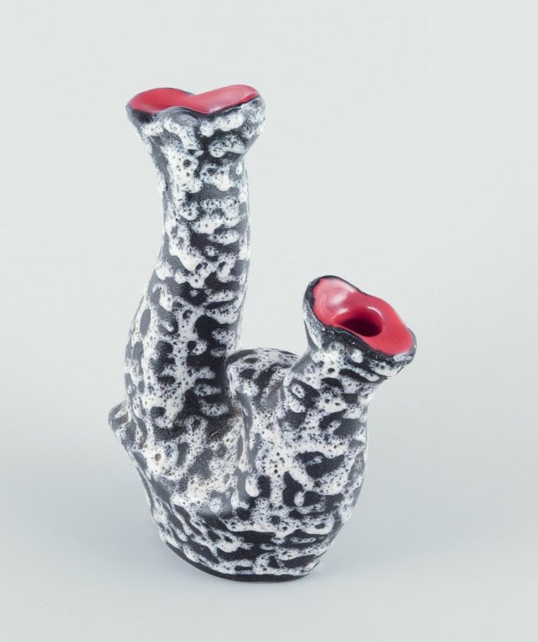 Vallauris, France. Ceramic vase in brutalist style. 1960s/70s. - 4
