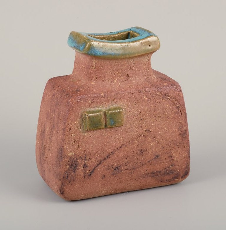 Curt Magnus Addin, Swedish ceramist. Own studio. Unique ceramic vase in a modernist style. Chamotte - 5