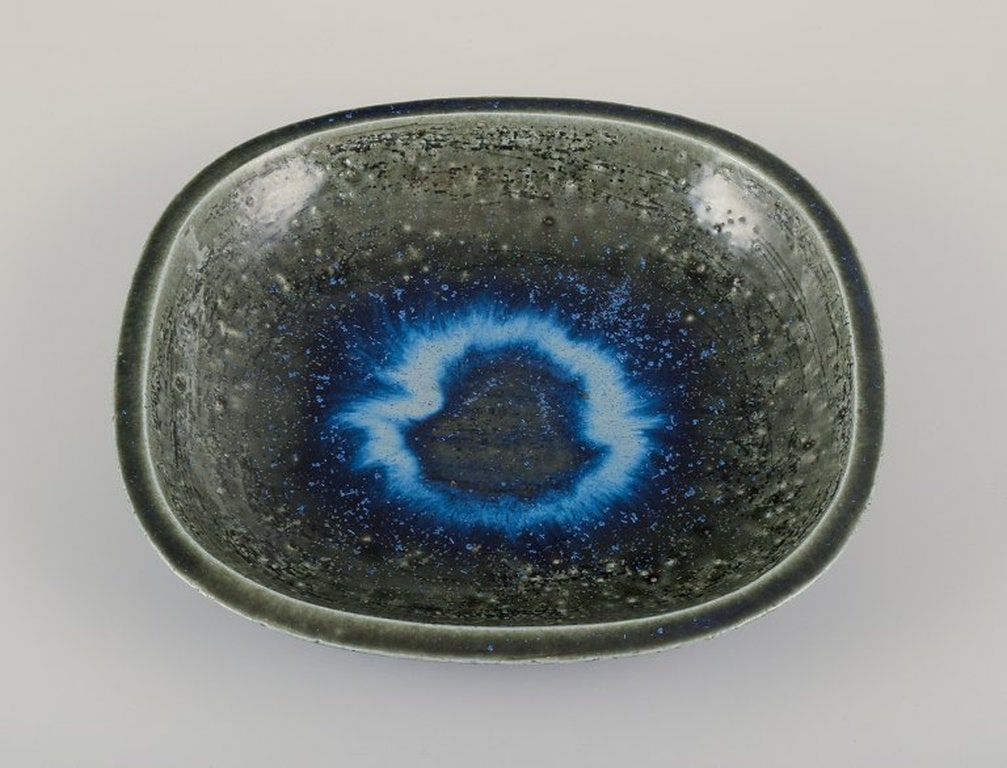 Annelise and Per Linnemann-Schmidt for Palshus, Denmark. Large and rare unique ceramic bowl with - 5