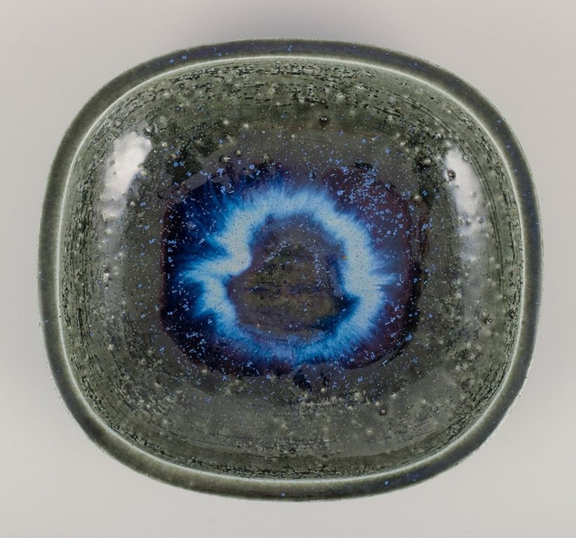 Annelise and Per Linnemann-Schmidt for Palshus, Denmark. Large and rare unique ceramic bowl with - 8