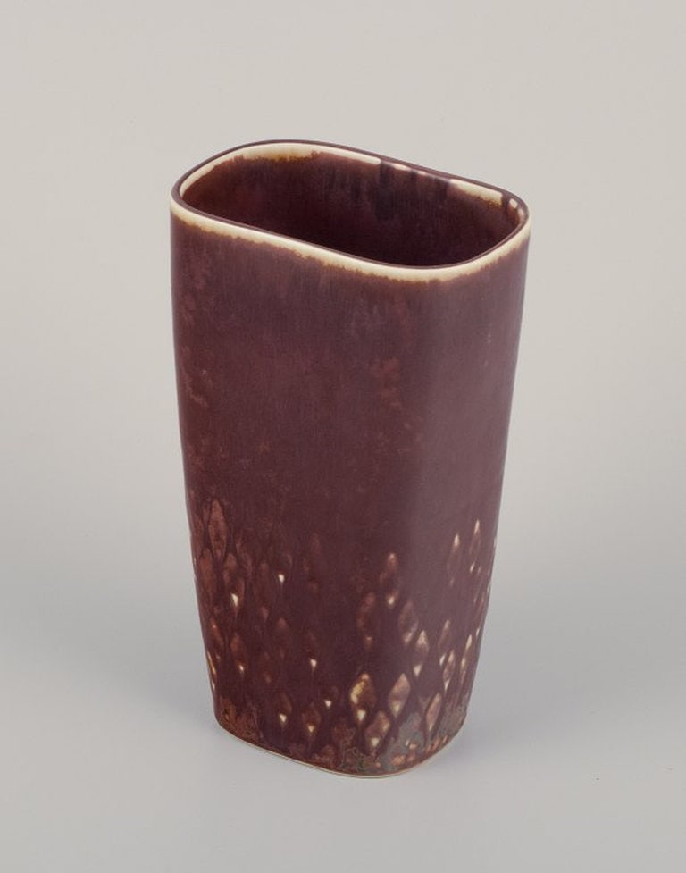 Carl Harry Stalhane for Rorstrand, Sweden. Ceramic vase in brown tones. Mid-20th century. - 5