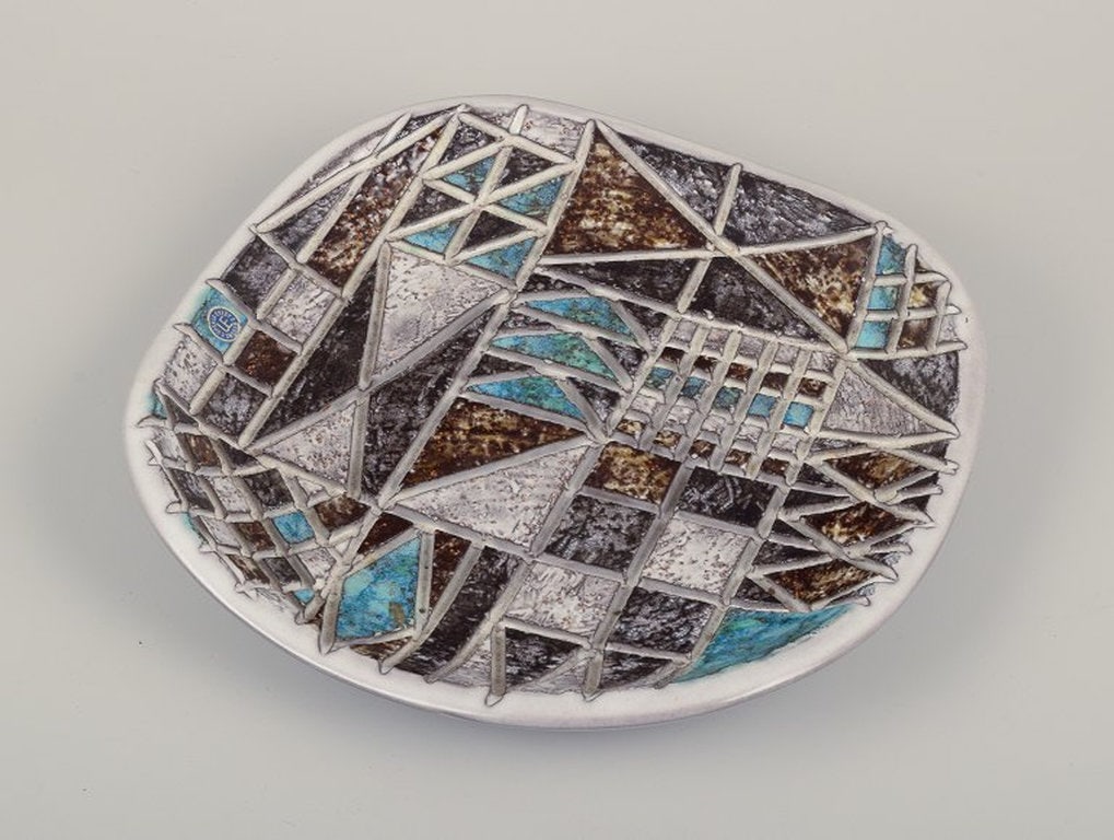 Ingrid Atterberg for Upsala Ekeby, Sweden. Large 'Tri' ceramic dish. Geometric pattern with - 3