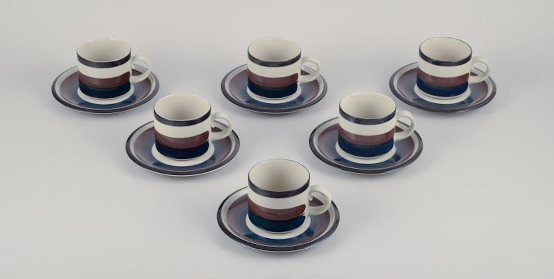 Anja Jaatinen-Winquist for Arabia, Finland. A set of six 'Kaira' stoneware coffee cups with saucers. - 2