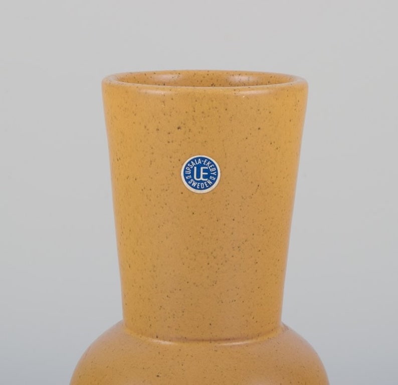 Mari Simmulson for Upsala Ekeby, Sweden. Ceramic vase in a modernist style with ochre yellow glaze. - 3